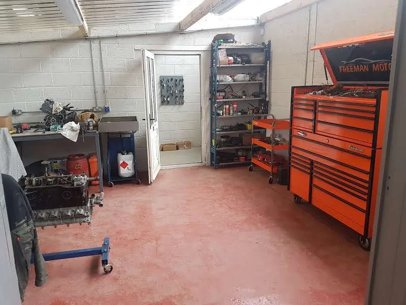 Freeman Motors Service