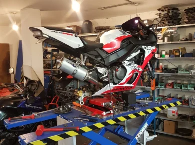 Motorcicle