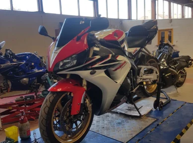 Motorcicle